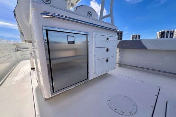 32ft Edgewater Yacht For Sale