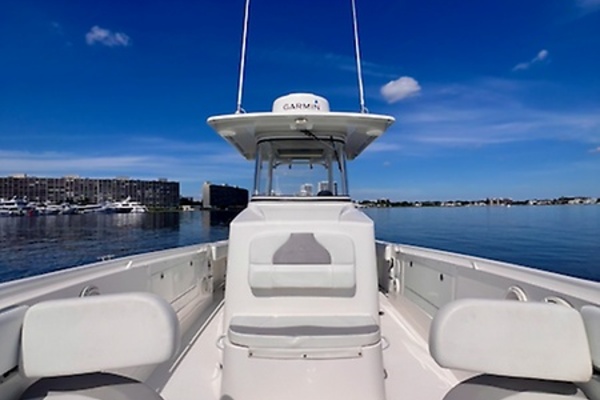 32ft Edgewater Yacht For Sale