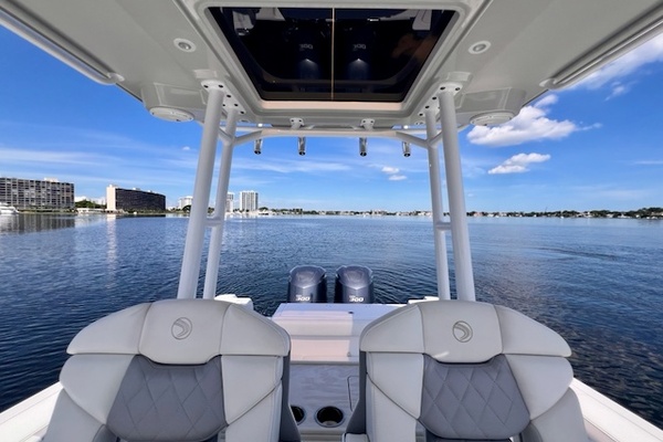 32ft Edgewater Yacht For Sale