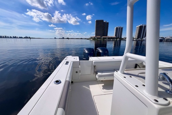 32ft Edgewater Yacht For Sale
