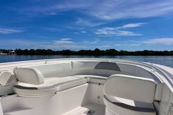 32ft Edgewater Yacht For Sale