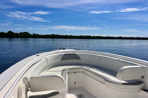 32ft Edgewater Yacht For Sale