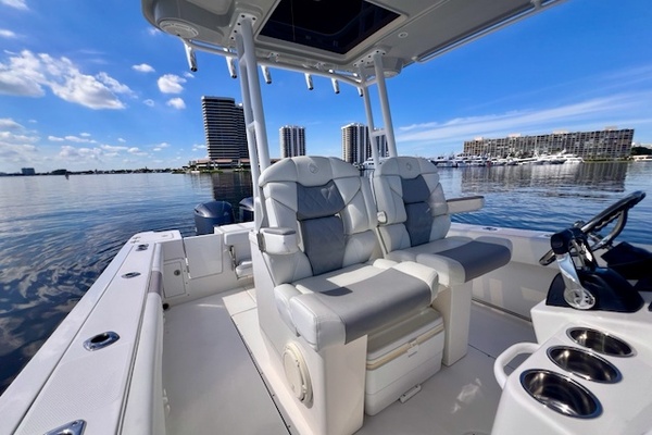 32ft Edgewater Yacht For Sale