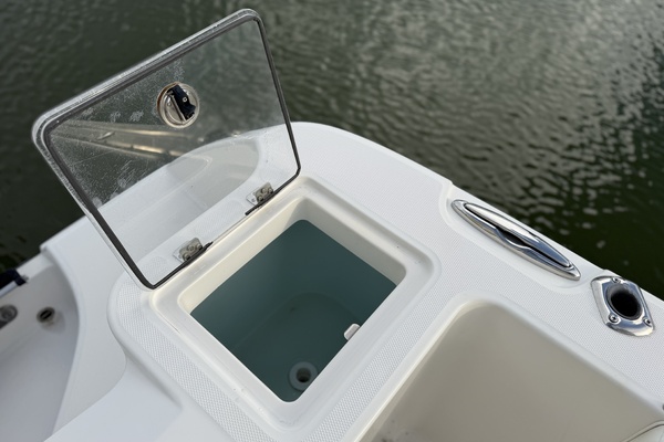 26ft Edgewater Yacht For Sale