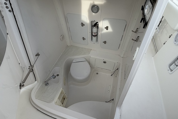 26ft Edgewater Yacht For Sale