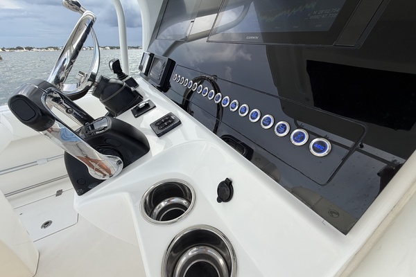 26ft Edgewater Yacht For Sale