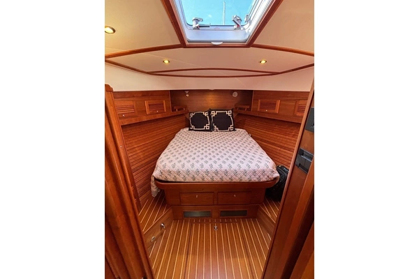 Sabre 42 Express Yacht For Sale