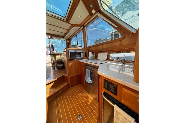 Sabre 42 Express Yacht For Sale