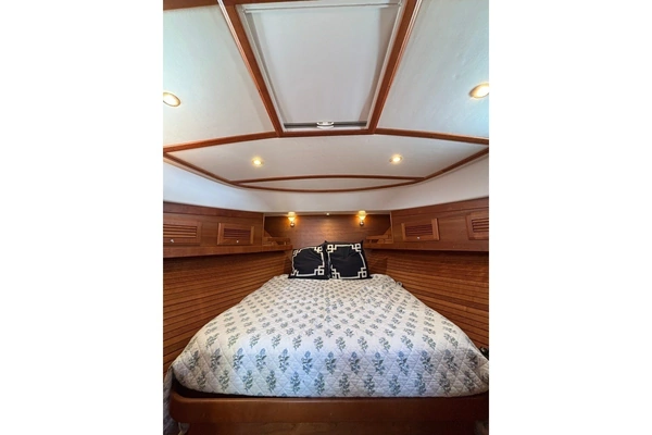 Sabre 42 Express Yacht For Sale