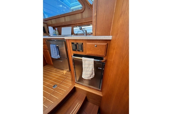 Sabre 42 Express Yacht For Sale