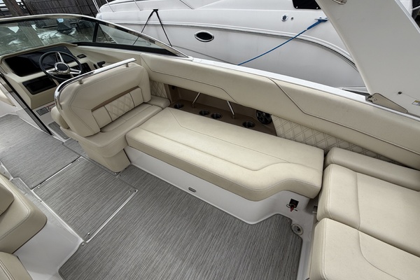 26ft Regal Yacht For Sale
