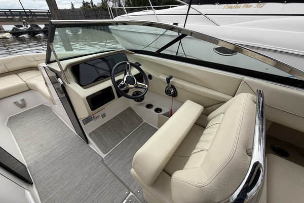 26ft Regal Yacht For Sale