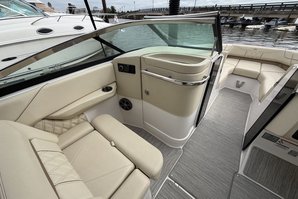 26ft Regal Yacht For Sale