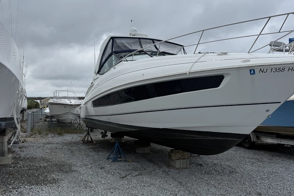35-ft-Cruisers Yachts-2016-350 Express- Brick New Jersey United States  yacht for sale