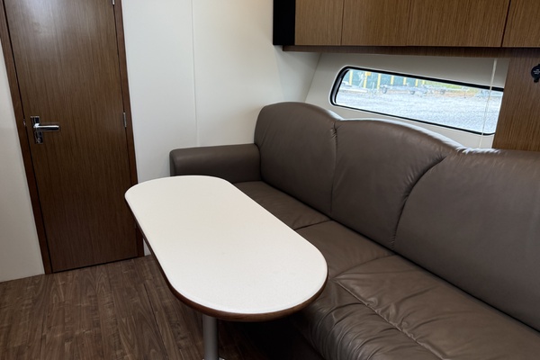 35ft Cruisers Yachts Yacht For Sale