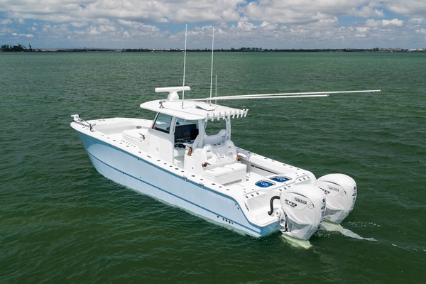Big Girl 35ft Freeman Yacht For Sale