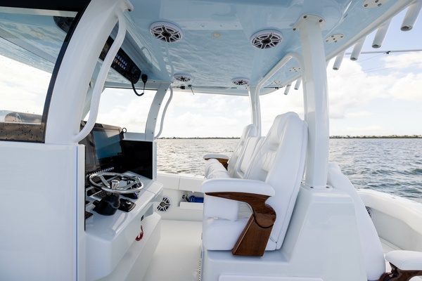 Big Girl 35ft Freeman Yacht For Sale