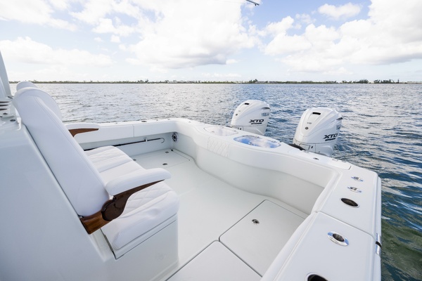 Big Girl 35ft Freeman Yacht For Sale