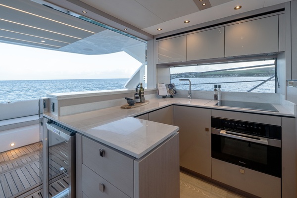 56ft Sunseeker Yacht For Sale
