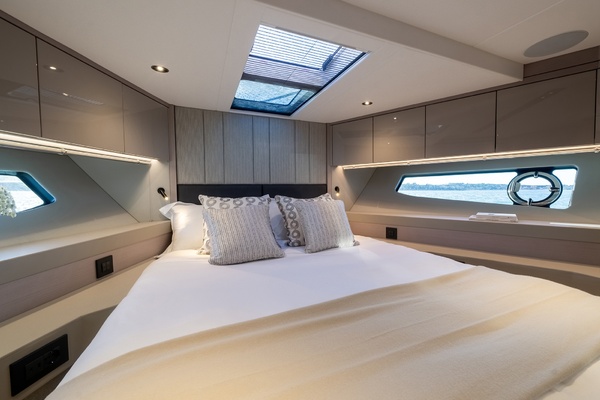 56ft Sunseeker Yacht For Sale