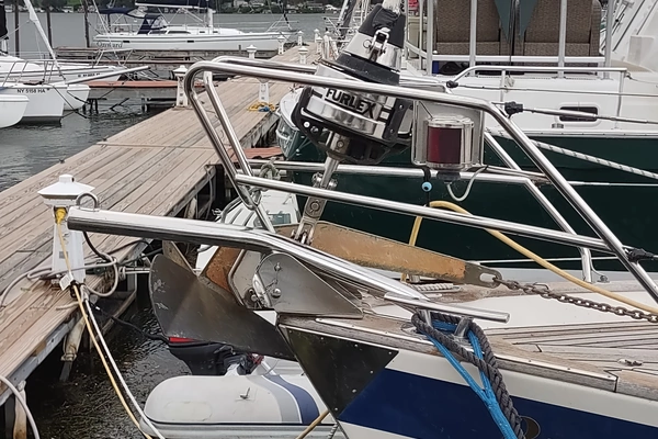 Hallberg-Rassy 43 Yacht For Sale