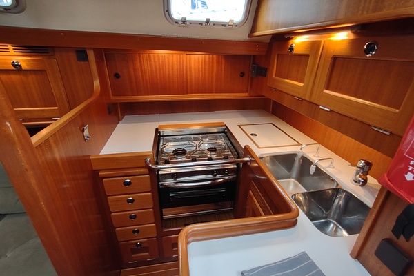 ELEUTHERIA 43ft Hallberg Rassy Yacht For Sale