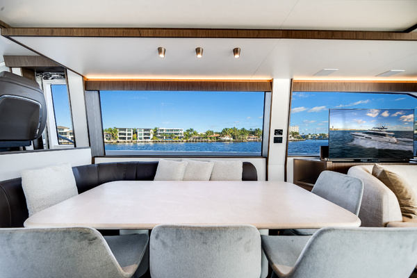 2025Azimut 72 ft Fly 72