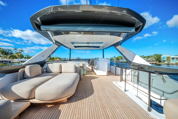 Azimut Fly 72 Yacht For Sale