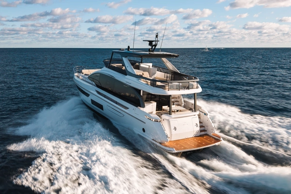 Azimut Fly 72 Yacht For Sale