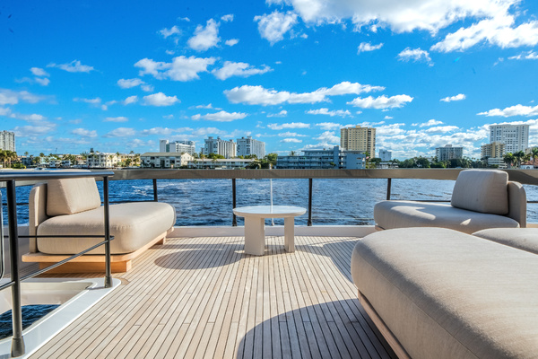 2025Azimut 72 ft Fly 72