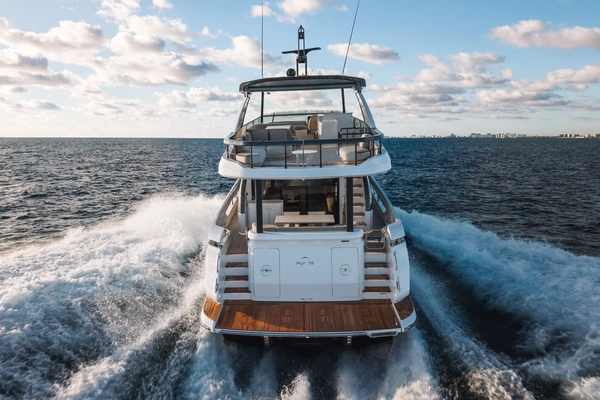 Azimut Fly 72 Yacht For Sale