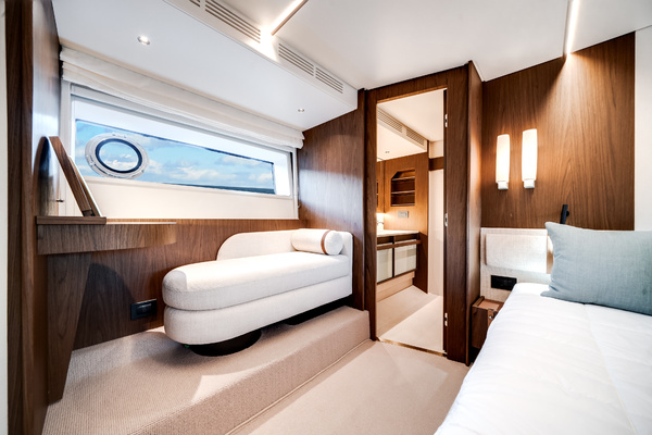 2025Azimut 72 ft Fly 72