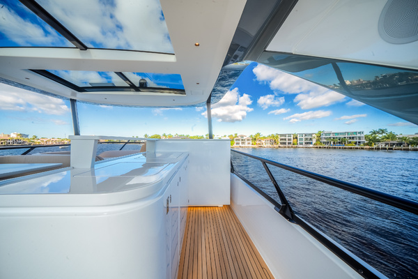 2025Azimut 72 ft Fly 72