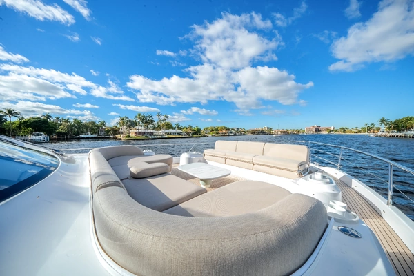 Azimut Fly 72 Yacht For Sale