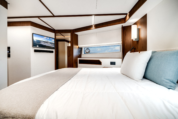 2025Azimut 72 ft Fly 72