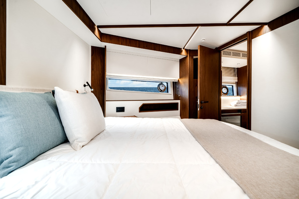 2025Azimut 72 ft Fly 72