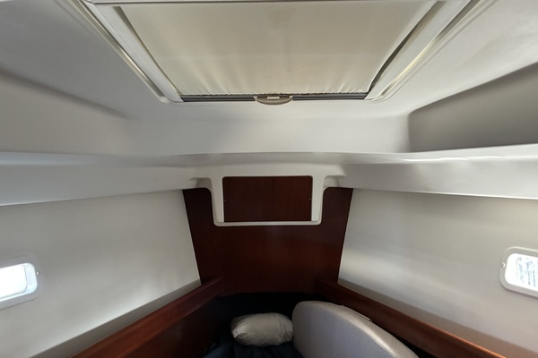 LunaYSol 37ft Beneteau Yacht For Sale