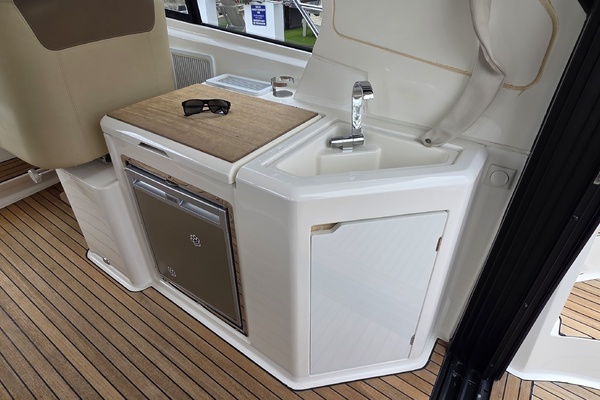 36ft Bavaria Yacht For Sale