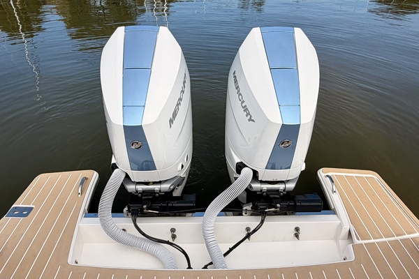 34ft Tiara Yachts Yacht For Sale