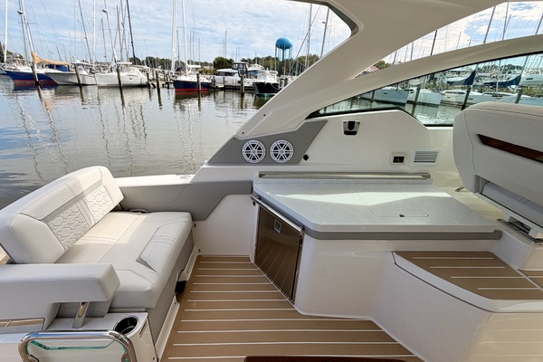 34ft Tiara Yachts Yacht For Sale