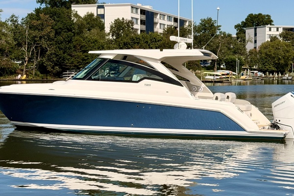 34ft Tiara Yachts Yacht For Sale