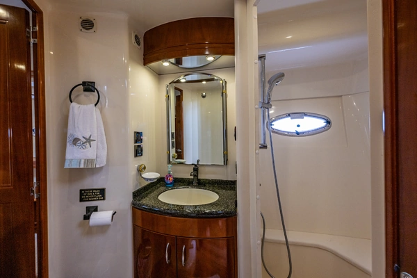 Carver 530 Voyager Pilothouse Yacht For Sale