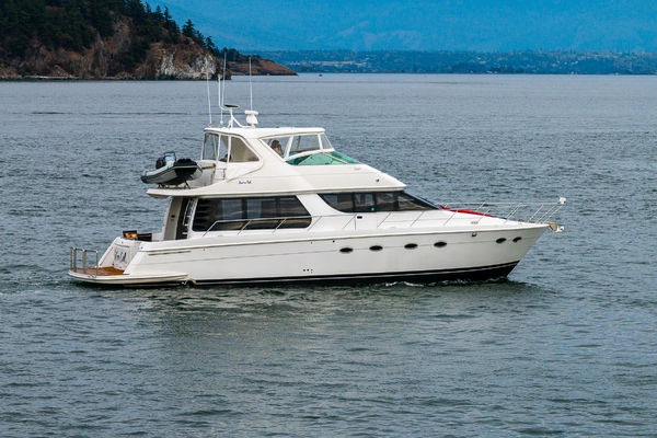 Carver 530 Voyager Pilothouse Yacht For Sale