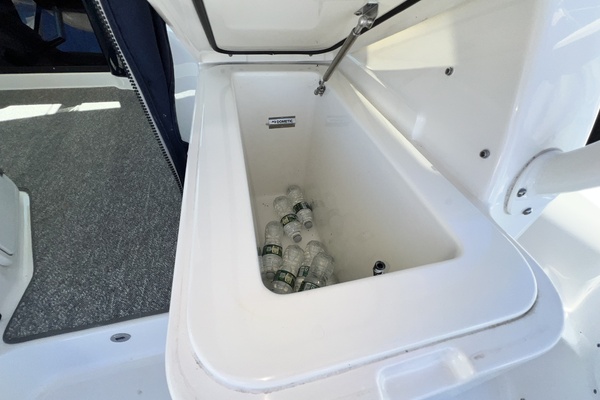 38ft Pursuit Yacht For Sale