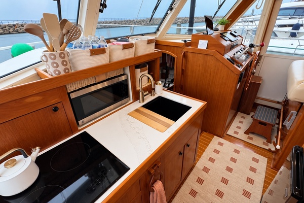 Charley 43ft Mainship Yacht For Sale