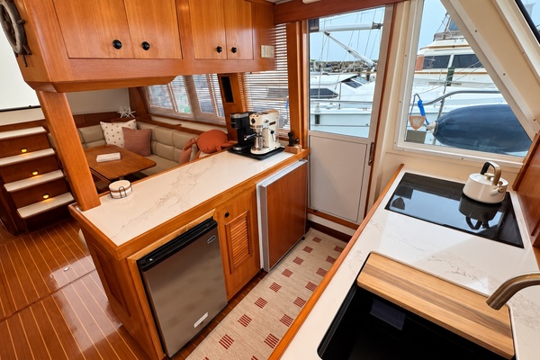 Charley 43ft Mainship Yacht For Sale