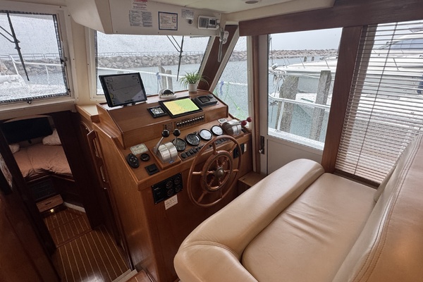 Charley 43ft Mainship Yacht For Sale