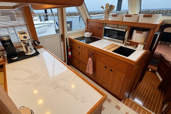Charley 43ft Mainship Yacht For Sale