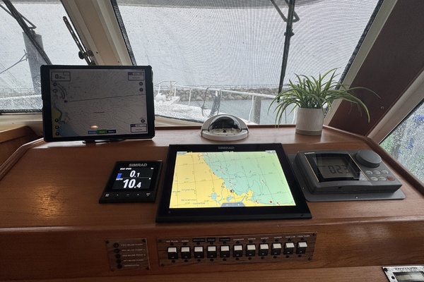 Charley 43ft Mainship Yacht For Sale