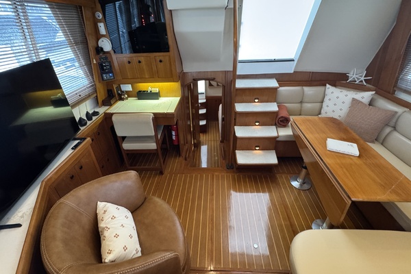 Charley 43ft Mainship Yacht For Sale